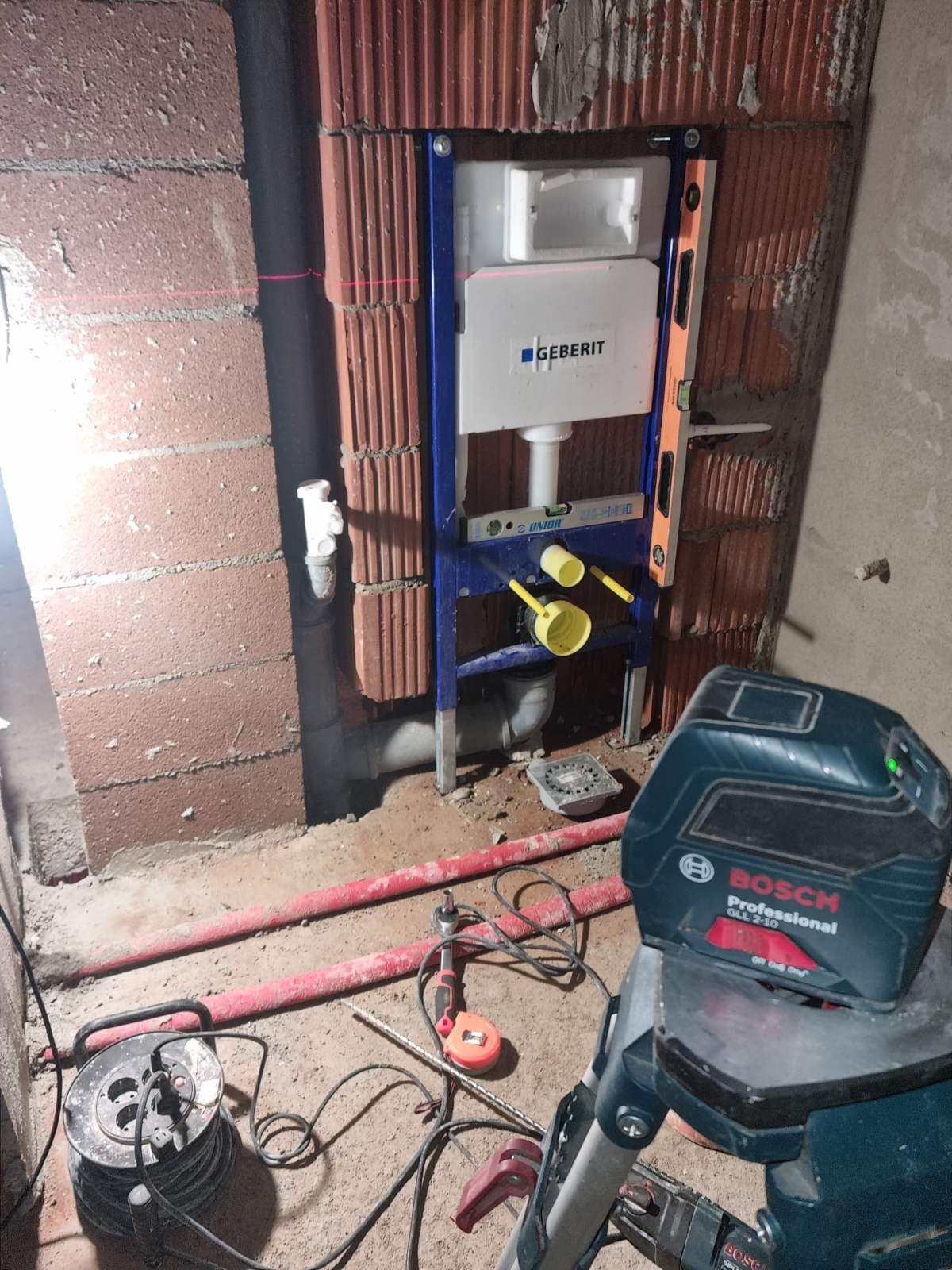 Vodovodne i kanalizacione instalacije - HIDRO MONT JOVANČIĆ